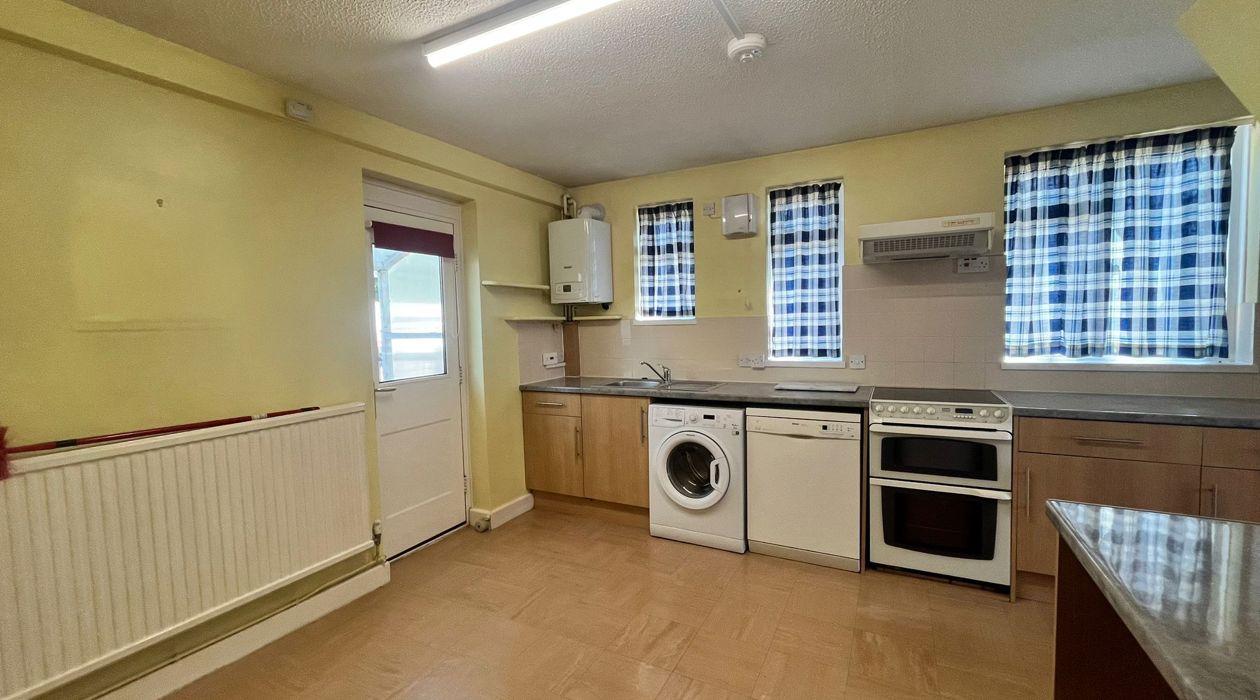 Kitchen 2