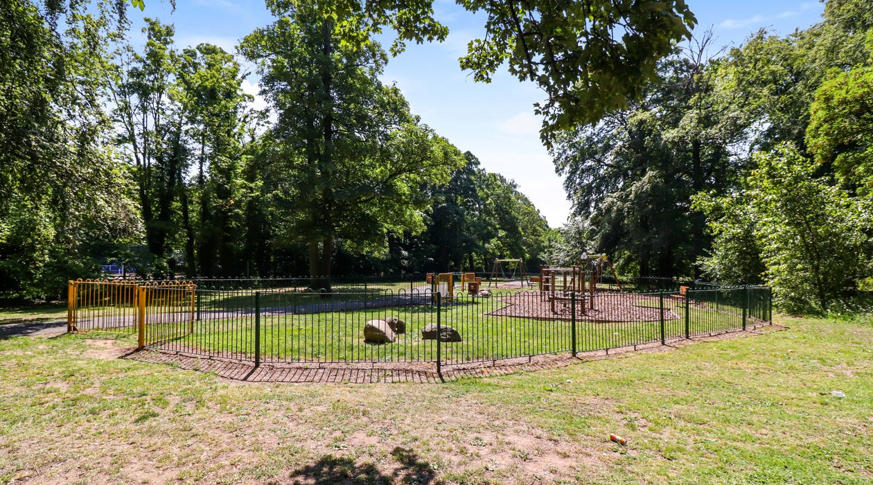 Fwall 97 Trinity Circle (26)