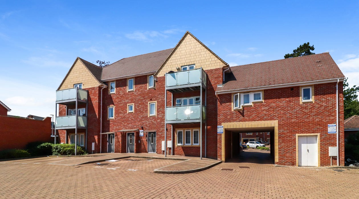 Fwall 97 Trinity Circle (22)
